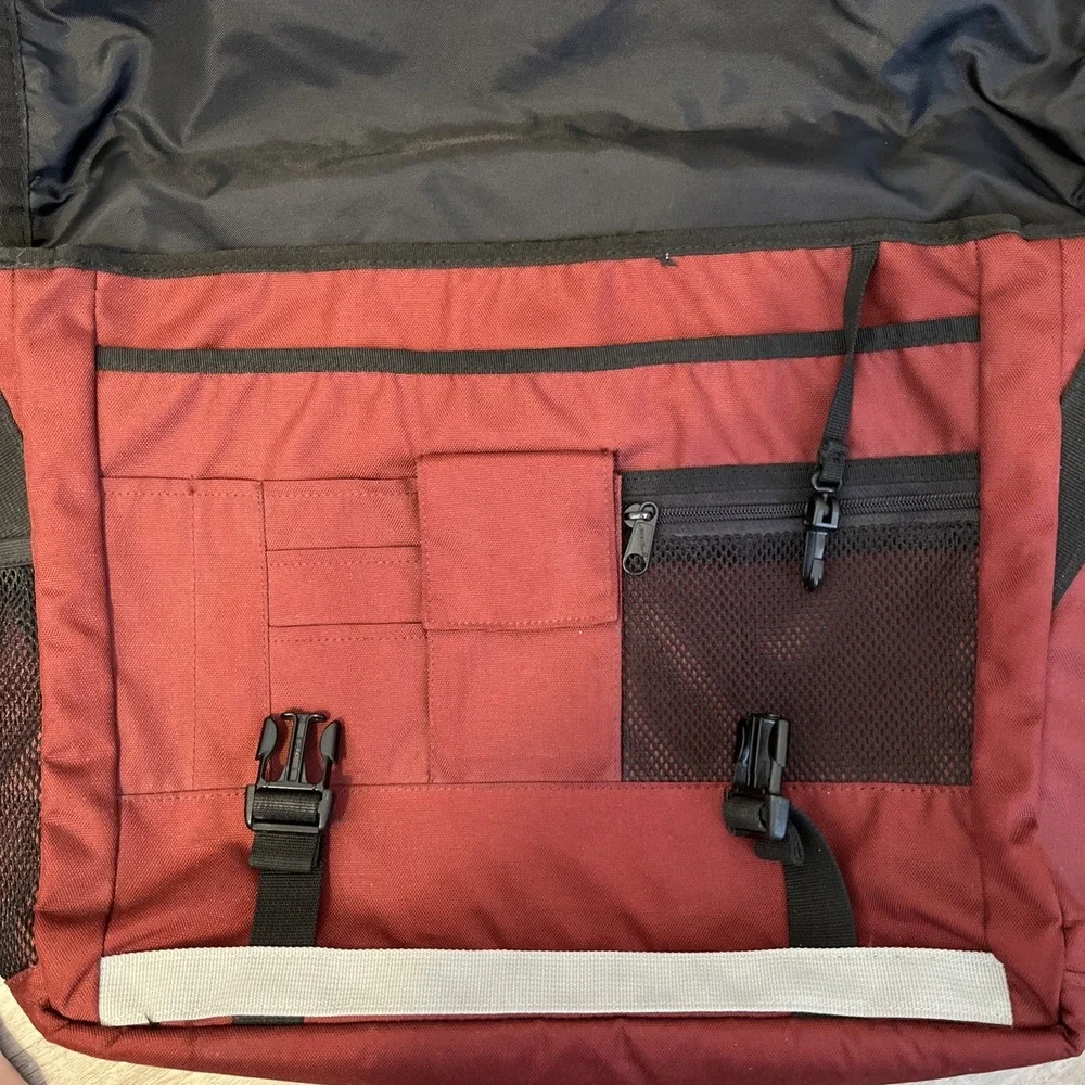 Eddie Bauer Crossbody Messenger Bag Expandable Laptop Briefcase - Maroon
